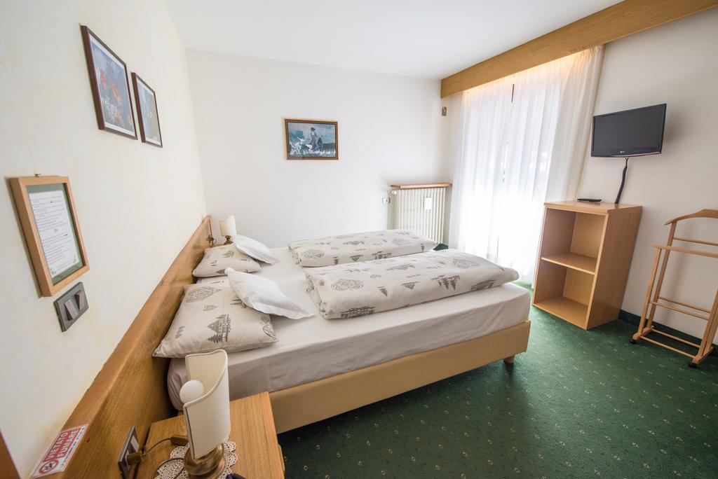 BUCANEVE B&B Hotel Madonna Cameră foto